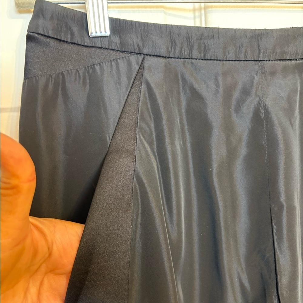 Balenciaga Black Silk Bubble Skirt w Pockets Zip Back Closure EU38 US 6 - Picture 6 of 10